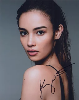 Kelsey Merritt autograph