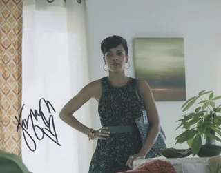 Jazmyn Simon autograph