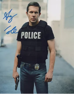 Gary Cole autograph