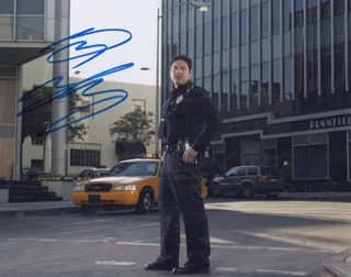 Greg Grunberg autograph