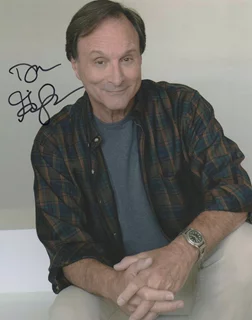 Dan Gilvezan autograph