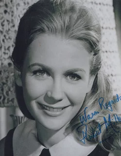 Juliet Mills autograph