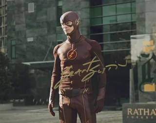 Grant Gustin autograph