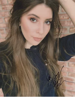 Angelina Danielle Cama autograph