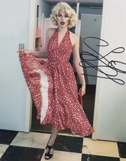 Serena Laurel autograph