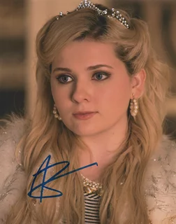 Abigail Breslin autograph