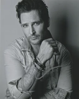 Peter Facinelli autograph