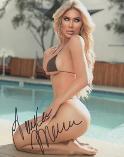 Tayler Mercier autograph