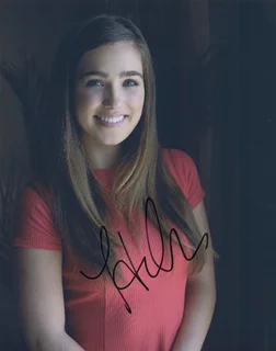 Haley Lu Richardson autograph