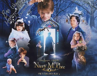 Holly Gibbs autograph