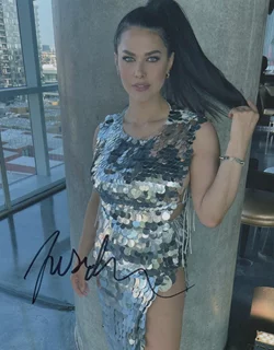 Jess Adams autograph