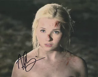 Abigail Breslin autograph
