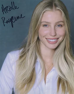 Arielle Raycene autograph