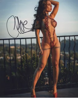 Crystal Rush autograph