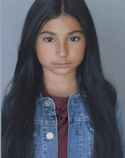Zara Nicole Jirgis autograph