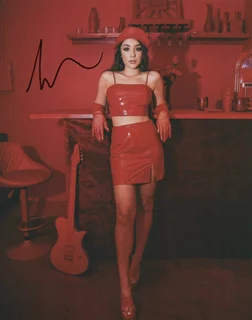 Ellie Soufi autograph