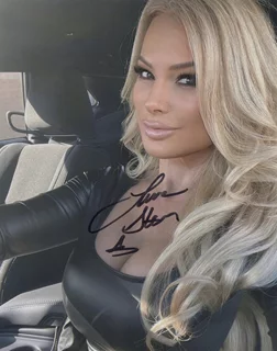Lana Star autograph