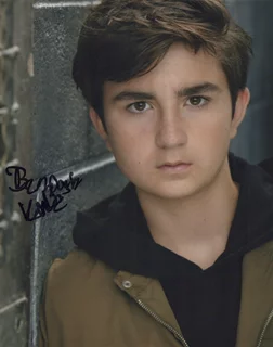 Benjamin Valic autograph