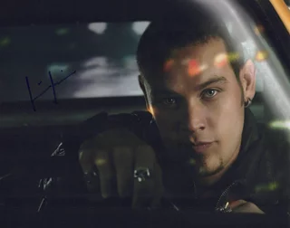 Kevin  Alejandro autograph