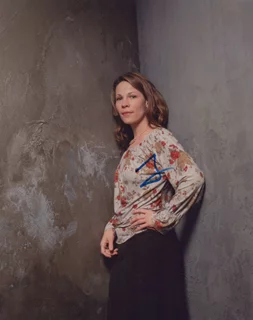 Lili Taylor autograph