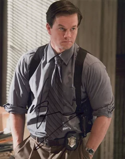 Mark Wahlberg autograph
