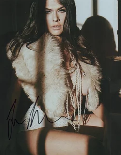 Jess Adams autograph