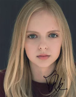 Jessica Belkin autograph