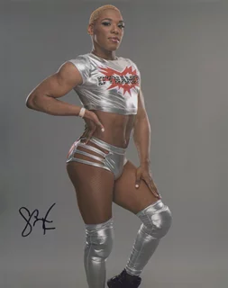 Sonny Kiss autograph