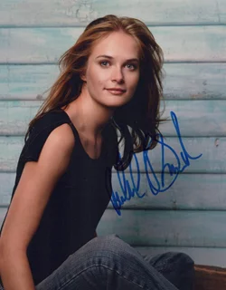 Rachel Blanchard autograph