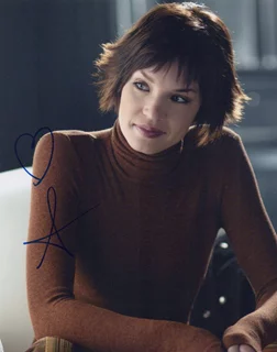 Ashley Scott autograph