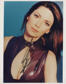Shania Twain autograph