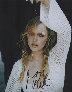 Jessica Belkin autograph