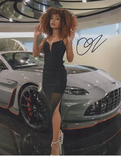 Cheyenne Hinojosa autograph