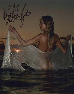 Brittany Lee autograph