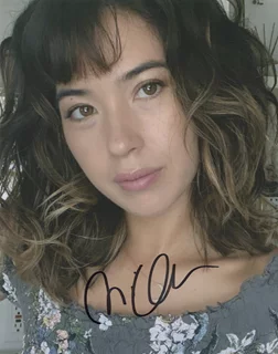 Nichole Sakura autograph