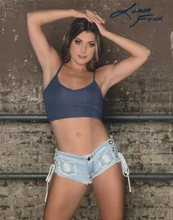 Lumen Foxx autograph