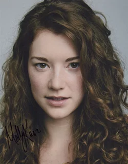 Molly Kunz autograph