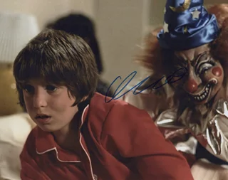 Oliver Robins autograph