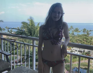 Julia Culbert autograph