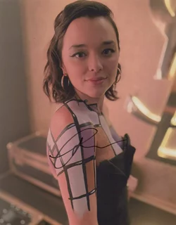 Midori Francis autograph