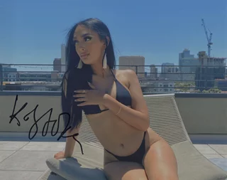 Kassandra Stokes autograph