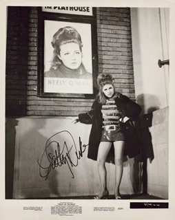 Patty Duke autograph