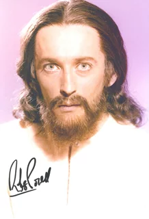 Robert Powell autograph