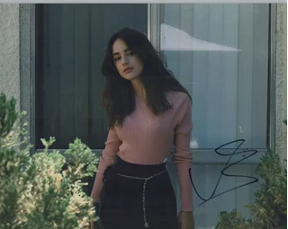 Julia Butters autograph