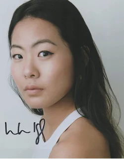 Nicole Kang autograph