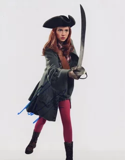 Karen Gillan autograph