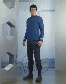 Zachary Quinto autograph