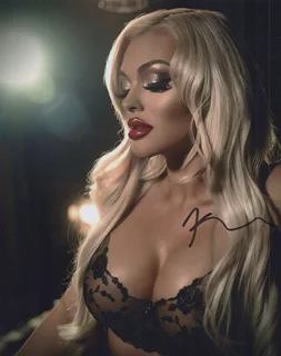 Kenzley K autograph