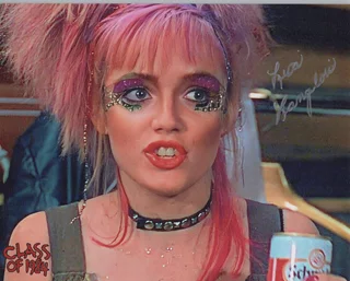 Lisa Langlois autograph