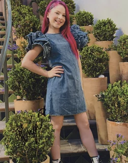 Kiya Barczyszyn autograph